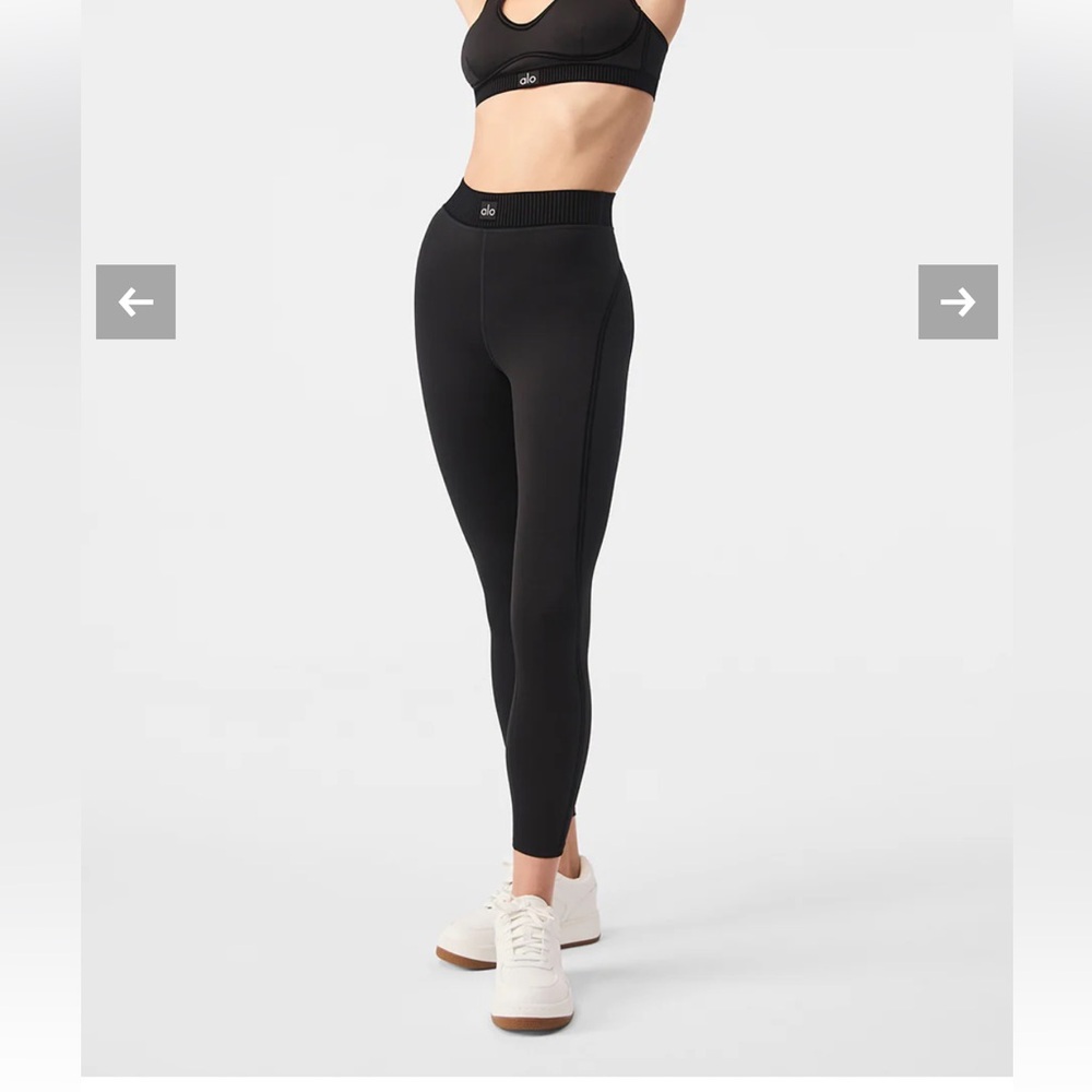 Airlift High-Waist 7/8 Line Up Legging in Black Size Small